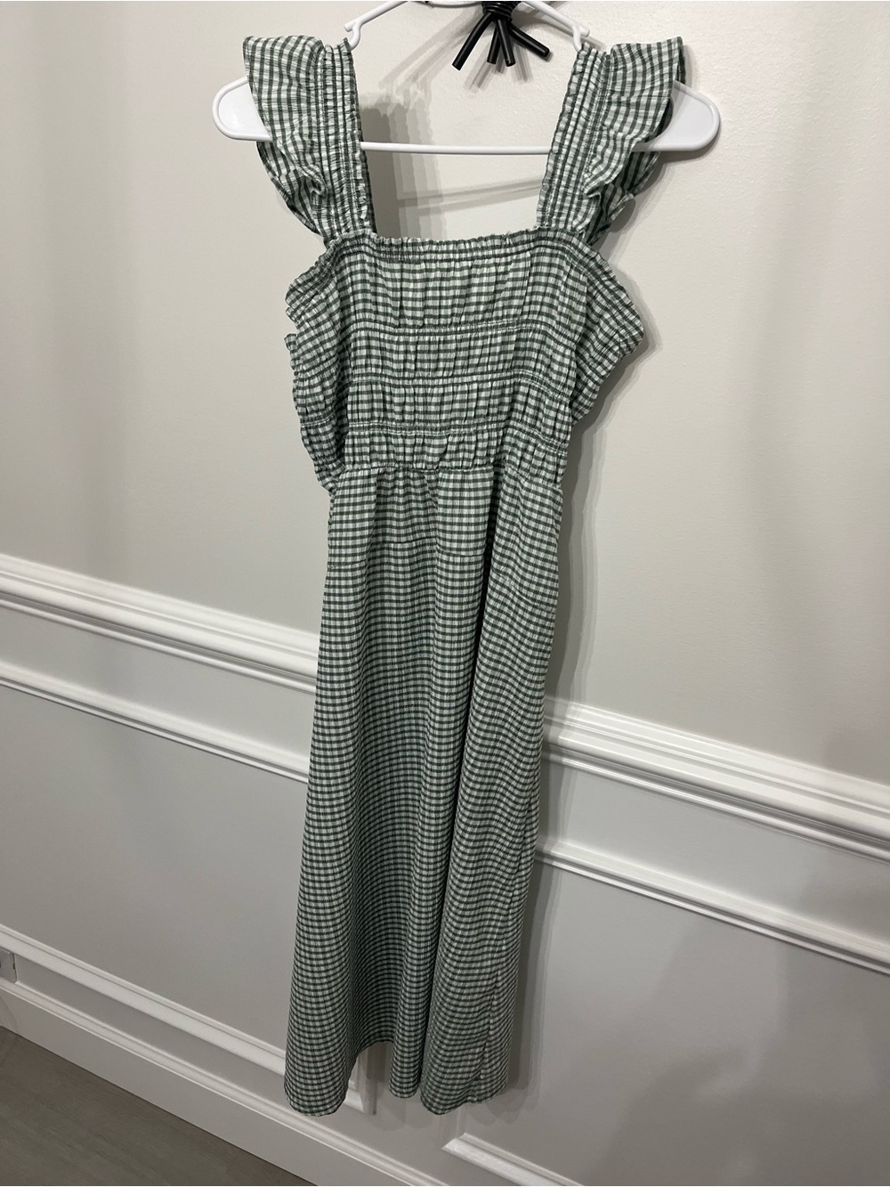 Old Navy Green and White Gingham Smocked Dress